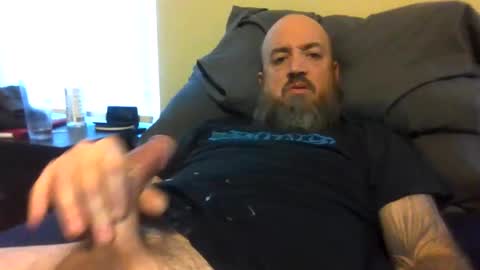 Snapshot of ilikebigbutts818 chatting on 11/13/25, 01:43 ilikebigbutts818 online show from 11/13/25, 01:43