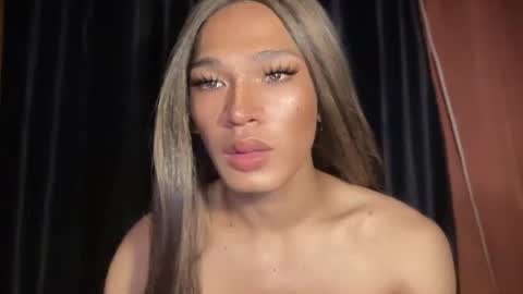 Snapshot of ill_moan_foryouxx chatting on 02/08/26, 01:09 QUEEN KATH online show from 02/08/26, 01:09