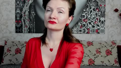 Snapshot of illegalbeauty87 chatting on 02/06/25, 02:11 Ingrid or more easier...Miss  GoDDess Mistress online show from 02/06/25, 02:11