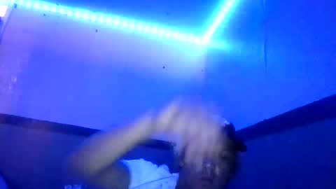 illuminatiheadspace1 online show from 09/16/25, 06:25