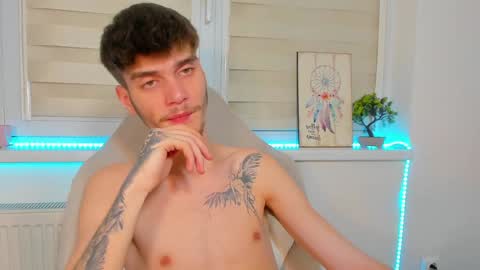 Snapshot of illusions888 chatting on 12/26/24, 08:42 D-Illusion online show from 12/26/24, 08:42