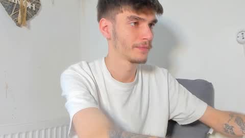 D-Illusion online show from 11/04/25, 08:35