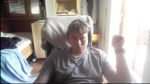 iloveyoutoo2000 online show from 10/02/25, 04:14