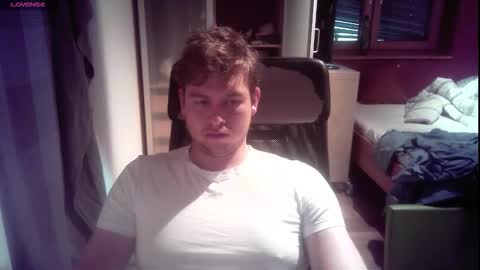 iloveyoutoo2000 online show from 11/22/25, 03:00