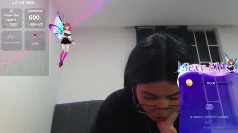 Snapshot of ily_bea chatting on 03/08/25, 01:39 Ily Bea online show from 03/08/25, 01:39