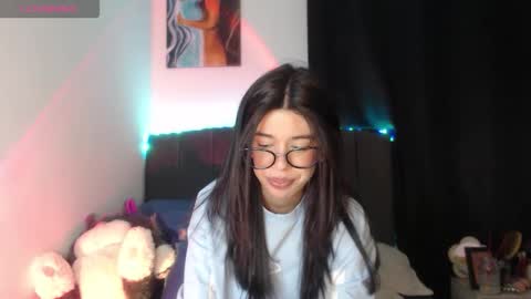 Snapshot of ily_bea chatting on 06/04/26, 01:22 Ily Bea online show from 06/04/26, 01:22