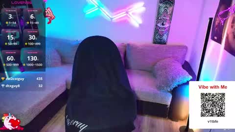 Snapshot of ilyafriend chatting on 02/18/25, 06:37 Ilya online show from 02/18/25, 06:37