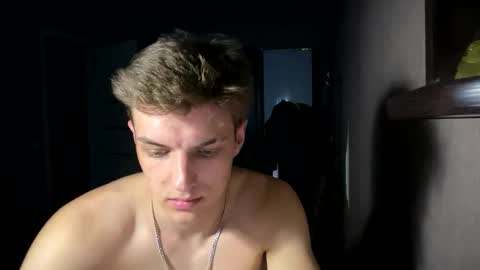 ilyahrr online show from 04/01/26, 09:23