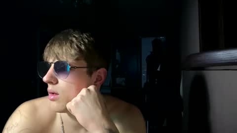 ilyahrr online show from 04/18/26, 07:51