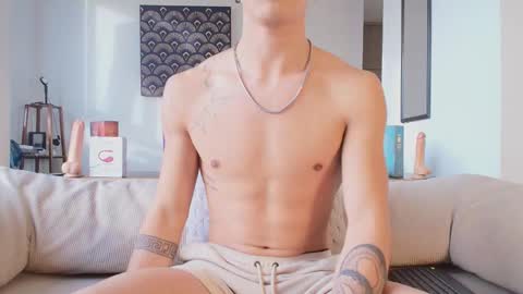 Snapshot of im__thomas chatting on 09/17/25, 11:45 IM THOMAS online show from 09/17/25, 11:45