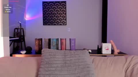 IM  THOMAS online show from 12/22/25, 03:14