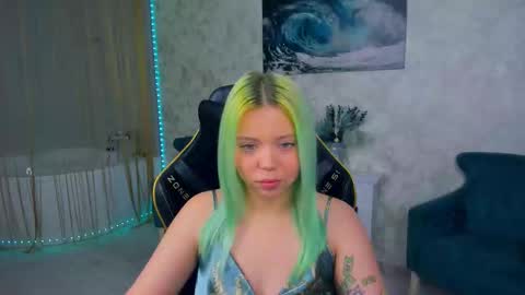 Roxy online show from 10/05/25, 07:23