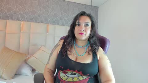 Snapshot of im_alaya chatting on 02/05/25, 08:35 Alaya online show from 02/05/25, 08:35