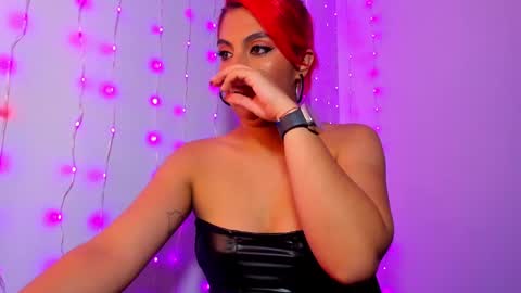 im_anna_ online show from 01/25/25, 10:39