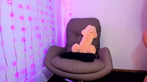 im_anna_ online show from 02/24/25, 10:03