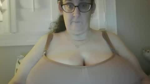 Snapshot of im_barbie5 chatting on 03/29/26, 05:51 Barbie online show from 03/29/26, 05:51