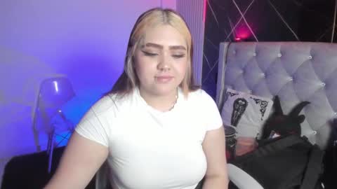 im_bunny__ online show from 11/29/25, 11:13