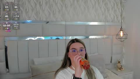 DAHLIA online show from 01/03/25, 08:22