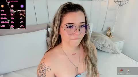 DAHLIA online show from 01/15/25, 10:57