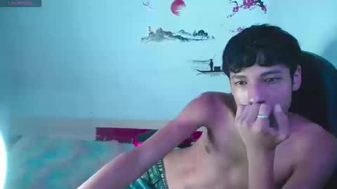 Snapshot of im_david01 chatting on 10/23/25, 07:34 im_david01 online show from 10/23/25, 07:34