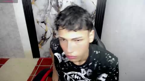 Snapshot of im_david01 chatting on 12/03/25, 01:09 im_david01 online show from 12/03/25, 01:09