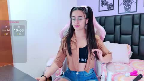 Eliza online show from 09/18/25, 04:42