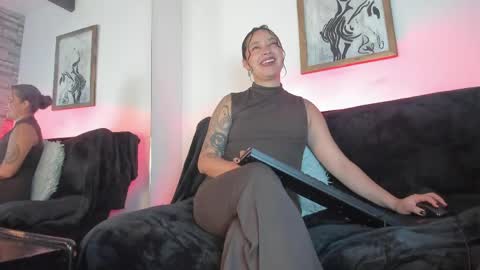 Snapshot of im_fer chatting on 05/14/26, 11:28 Fernanda Ind. Model online show from 05/14/26, 11:28