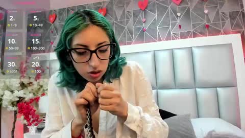  Im Gaia online show from 02/20/25, 01:19