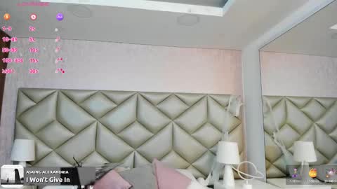  Im Gaia online show from 10/09/25, 12:25