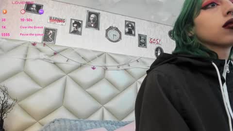  Im Gaia online show from 10/26/25, 12:33