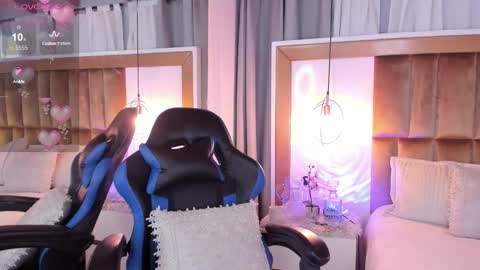 Anna  online show from 12/17/24, 03:06