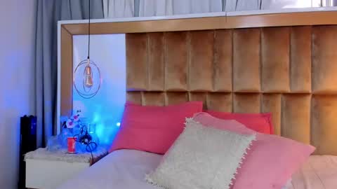 Anna  online show from 03/01/25, 02:34