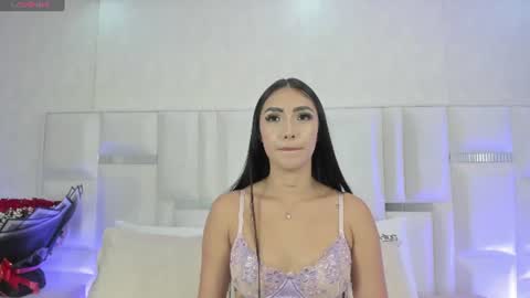 Snapshot of im_isabella1 chatting on 07/08/26, 12:04 im_isabella1 online show from 07/08/26, 12:04