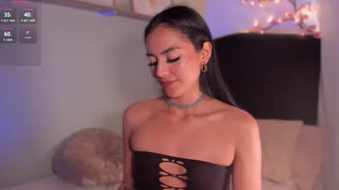 Snapshot of im_isabellaa chatting on 10/01/25, 09:21 Isa online show from 10/01/25, 09:21