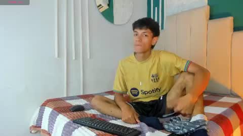 Snapshot of im_kael chatting on 07/15/26, 04:07 Kael online show from 07/15/26, 04:07