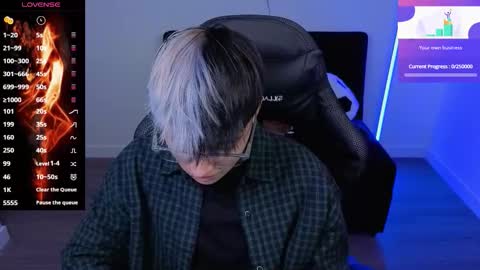 Laia online show from 11/08/25, 12:00