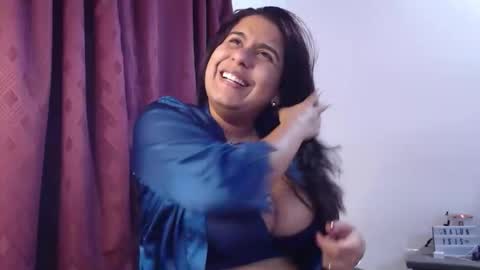 im madissonwell online show from 10/08/25, 02:20