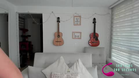 im_mariana online show from 11/20/25, 05:56