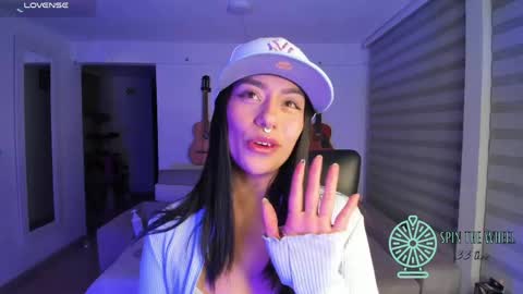 im_mariana online show from 03/31/26, 03:41