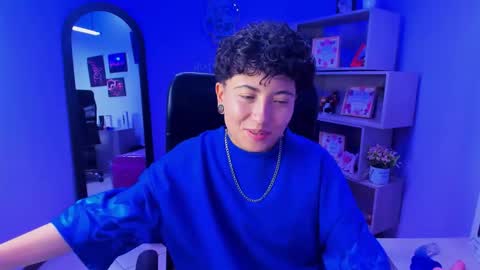 Snapshot of im_mathias chatting on 11/20/25, 04:34 mathias online show from 11/20/25, 04:34