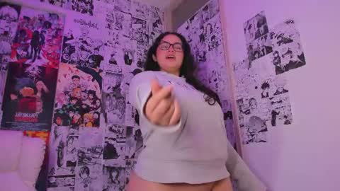mei mei uwu online show from 07/25/26, 04:21