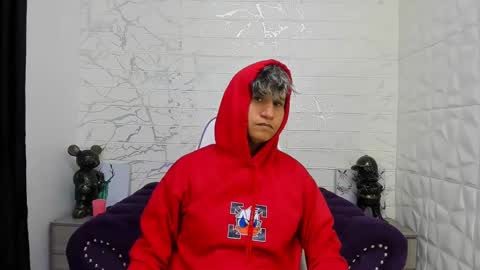 im_milan_rs online show from 02/18/25, 10:05