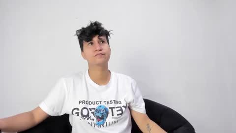 milan online show from 10/05/25, 04:33