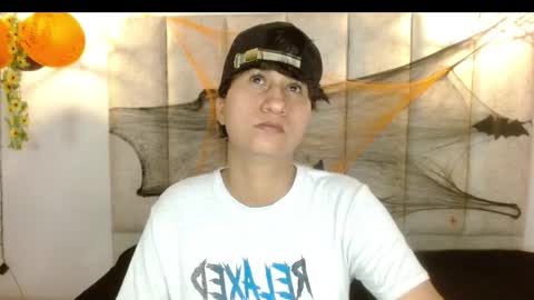 milan online show from 10/29/25, 03:31