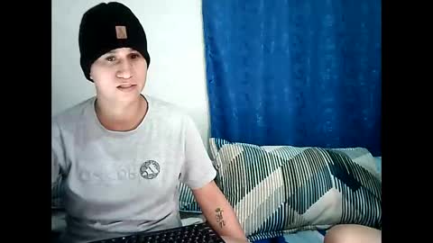 milan online show from 11/24/25, 11:04