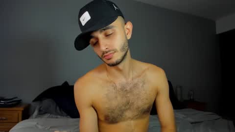 Snapshot of im_paul_ chatting on 09/11/25, 11:27 Paul online show from 09/11/25, 11:27