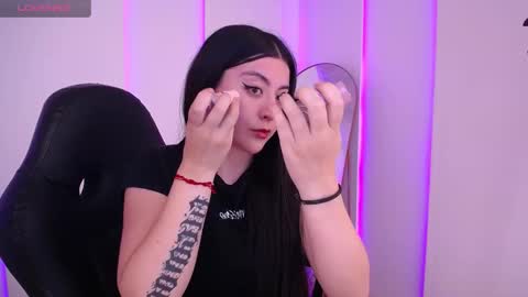 Jade Rosse online show from 12/15/25, 09:41