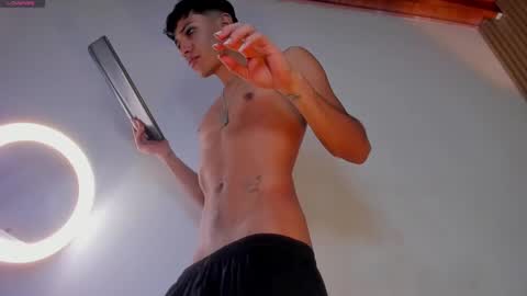 Snapshot of im_sebaslopez chatting on 03/10/25, 08:26 im_sebaslopez online show from 03/10/25, 08:26