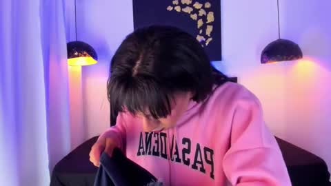 im_shannon_44 online show from 02/11/25, 07:16