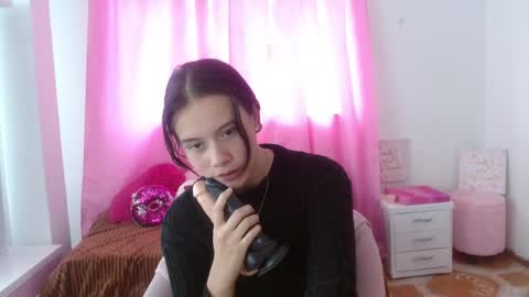 im_tulipan online show from 02/16/26, 04:03